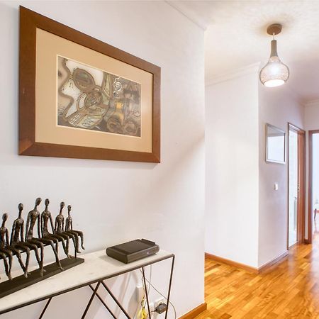 Apartamento T1- Gaia Zona.Comercial ヴィラ・ノヴァ・デ・ガイア エクステリア 写真